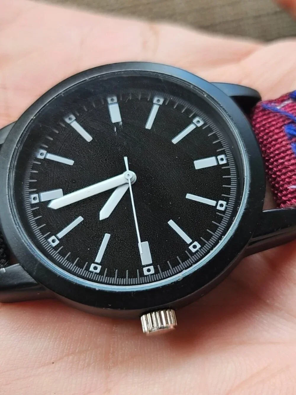 N/A fashion wristwatch
